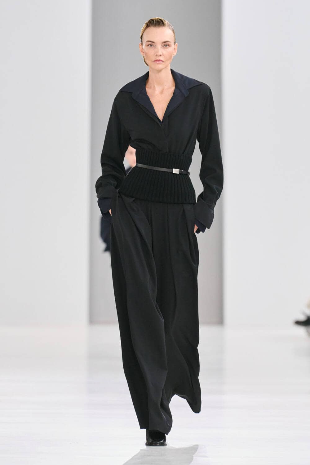 ◆MAX MARA 最新作 AW24◆Dorico ポンチョ/Black◆ Max Mara autumn/winter 2024